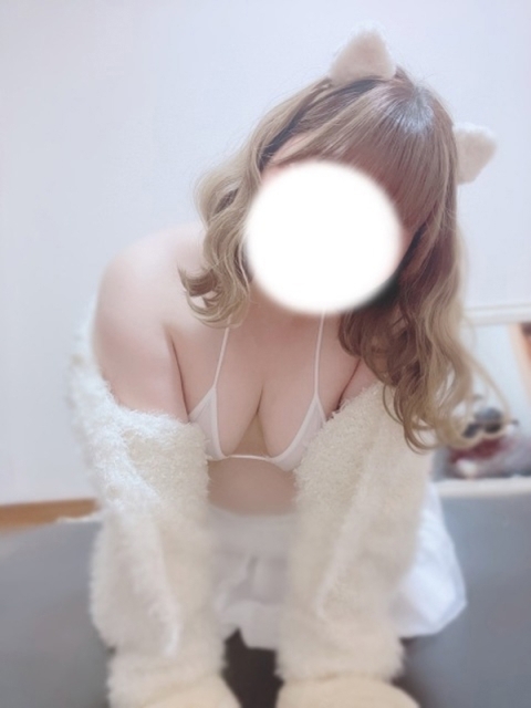 むちむち彼女 ひなの