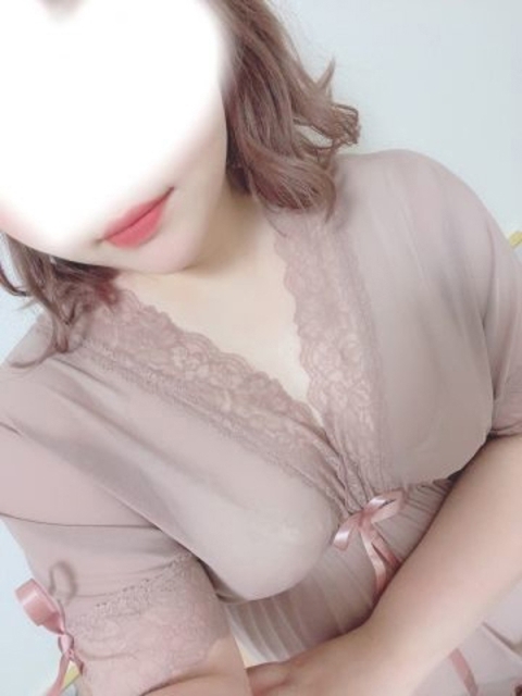 むちむち彼女 ひなの