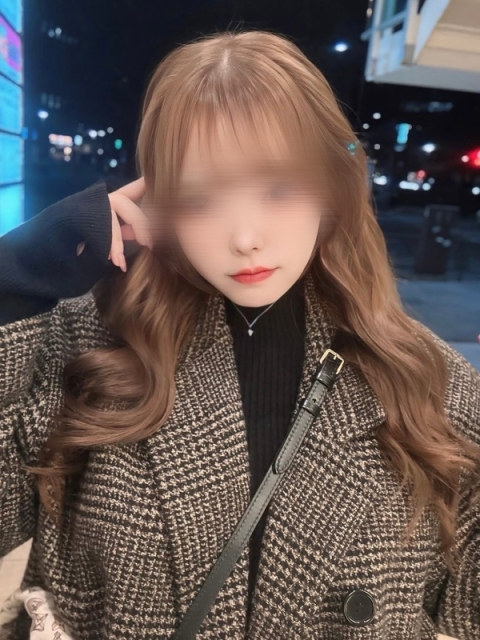 むちむち彼女 まな